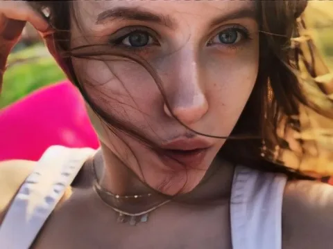 EvaStephani archived photo